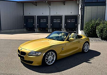 BMW Z4 Individual Phoenix Gelb