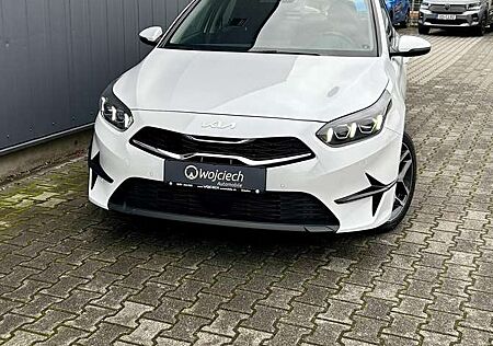 Kia XCeed Ceed SW / cee'd SW 1.5T DCT-7 Spirit*LED*NAVI*DAB*