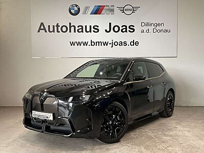 BMW iX xDrive60 M Sportpaket, Luftfederung, Sitzbelüftung