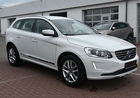 Volvo XC 60 XC60 T5 AWD Autom. Summum *FSHZG*RFK*XEN*LEDER*