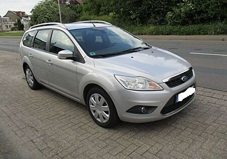 Ford Focus Turnier 1.6 TDCi DPF Ghia Tüv 2027