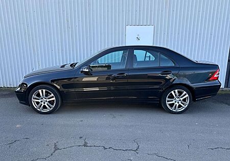 Mercedes-Benz C 220 CDI, 17 Zoll Alufelgen,Rostfrei 2. Hand