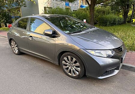 Honda Civic 1.8 i-VTEC + LPG