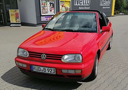 VW Golf Cabriolet Volkswagen Golf+Cabrio+1.8+Pink+Floyd