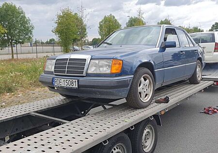 Mercedes-Benz 200 W124 2.0D