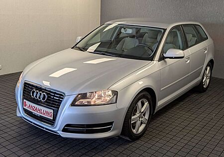 Audi A3 1.2 TFSI Attraction+DSG+Radio CD+Isofix+LM