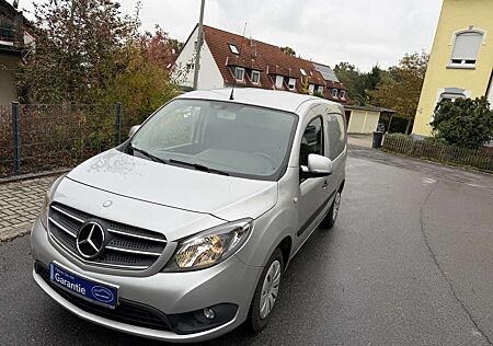 Mercedes-Benz Citan 111 CDI 111 CDI Tourer BlueEFFICIENCY LKW)