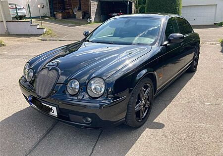 Jaguar S-Type R 4.2 V8 396PS HU & Inspektion neu
