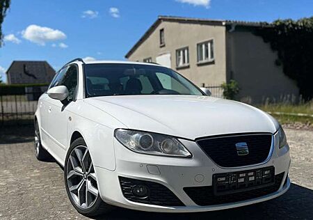 Seat Exeo 2.0 Diesel Sport *Bose / Navi/ SHZ / AHK / Tüv