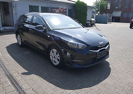 Kia XCeed Ceed SW / cee'd SW Ceed Sportswagon 1.0 TGDI Vision Navi Kamera PDC
