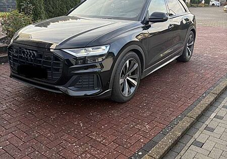 Audi Q8 50 TDI quattro,Garantie,Voll,360,Pano,HUD