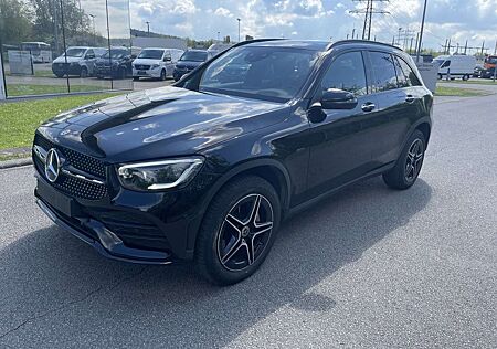 Mercedes-Benz GLC 300 e 4M AMG NIGHT*Pano*AHK*HUD*MULTIBEAM*Bur