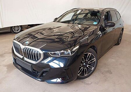 BMW 520 d M Sport HuD PANO STANDHZ HARMAN LEDER 360°
