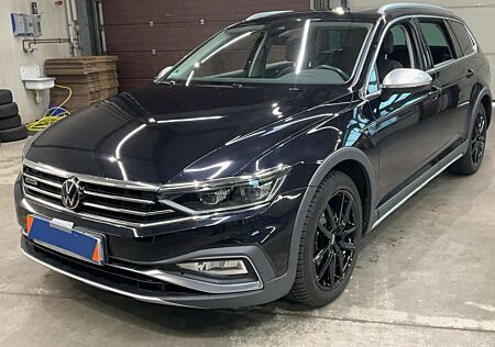 VW Passat Alltrack Volkswagen Passat 2.0TSI Alltrack 4M*MATRIX*NAVI*PANO*STHZ*