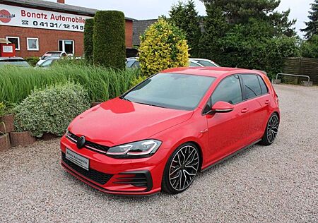 VW Golf Volkswagen GTI 2.0 TSI DSG Performance *APP,VC,SHZ,LED*