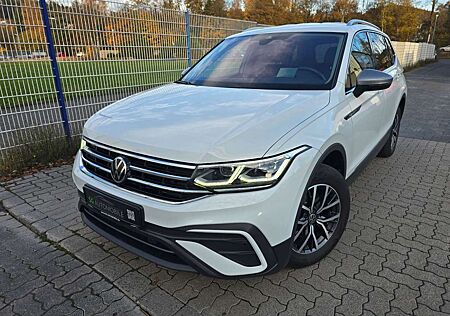 VW Tiguan Allspace Volkswagen 2.0 TDI °STANDHZG:°LEDER°AHK°CAM