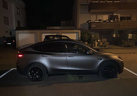 Tesla Model Y Long Range Dual Motor AWD