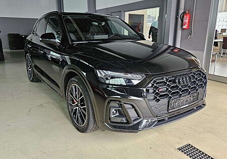 Audi SQ5 + Virt.Cockpit+Standhzng.+Pano+AHK+Matrix