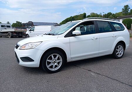 Ford Focus Turnier 1.6i*Klima*Euro5*ZR+WP*ÖL+TÜV neu!