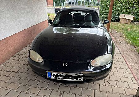 Mazda MX-5 1.6i 16V