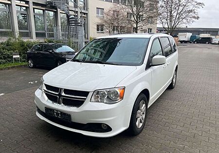 Dodge Grand Caravan Crew, Leder