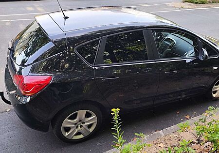 Opel Astra Fließheck 5-Türer 1.4 Turbo Sport