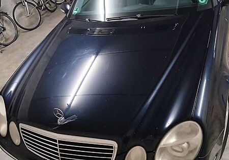 Mercedes-Benz 270