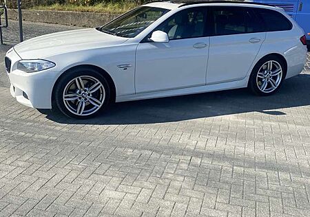 BMW 530d 530 xDrive Touring Aut.