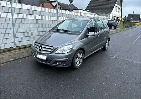 Mercedes-Benz B 180 CDI Autotronic Grand Edition