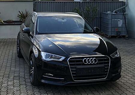 Audi A3 1.4 TFSI cylinder on demand Sportback Ambition