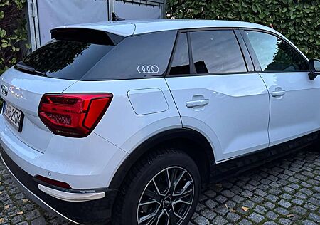 Audi Q2 35 TFSI S tronic sport TOP 2. Hand S-Line