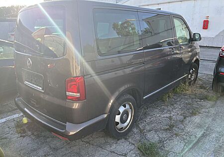 VW T5 Multivan Volkswagen DPF Highline Autm.
