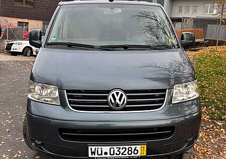 VW T5 Multivan Volkswagen Multivan+Comfortline