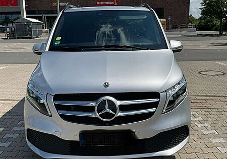 Mercedes-Benz V 300 d extralang 9G-TRONIC Avantgarde Edition 19