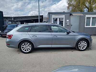 Skoda Superb Combi Style+140 KW+LEDER+MEMORYSITZ+XENON
