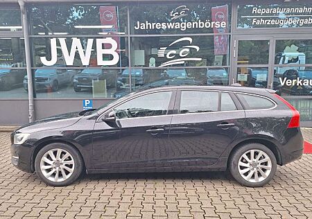 Volvo V60 2,0d Aut. Momentum Xenon Sitzhz KLIMA Np40t€
