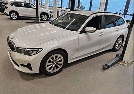 BMW 318 d Advantage Aut/Navi/SportSitz/KeyLessGo