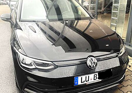 VW Golf Volkswagen Active eTSI