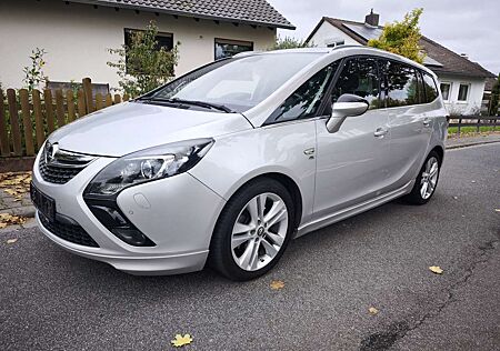 Opel Zafira Tourer Zafira Diesel 2.0 CDTI Innovation OPC Line