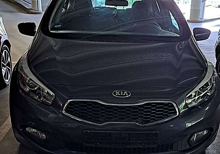 Kia Cee'd Ceed / Ceed 1.4 CVVT Edition 7