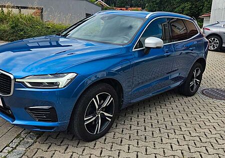 Volvo XC 60 XC60 R Design Plug-In Hybrid AWD,B+W,Pano,HuD,8