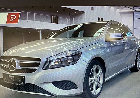 Mercedes-Benz A 180 A -Klasse BlueEfficiency **Urban**