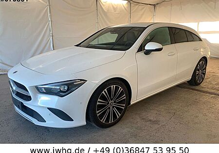 Mercedes-Benz CLA 220 LED Widescr HeadUp Distr+