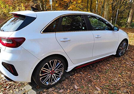 Kia Cee'd Ceed / Ceed 1.6 T-GDI DCT7 OPF GT