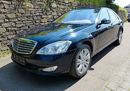 Mercedes-Benz S 500 S -Klasse 4Matic Leder Navi PDC Automatic