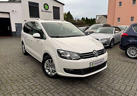 VW Sharan Volkswagen Cup BMT*NAVI*KAM*PDC*AHK*PANO*7SITZE