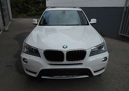BMW X3 Baureihe xDrive 28 i, Leder, Pano-Dach