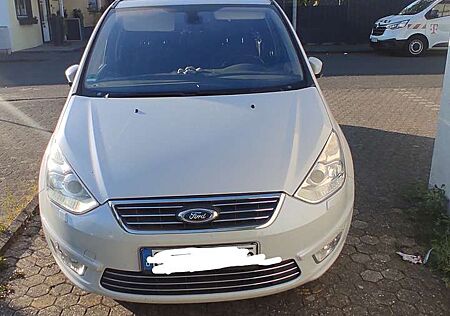 Ford Galaxy 2.0 EcoBoost Titanium