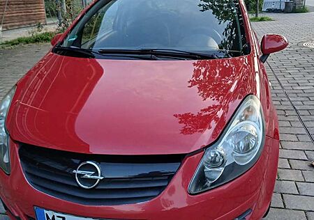 Opel Corsa 1.4 16V Color Edition