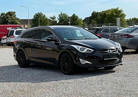 Hyundai i40 cw Premium 2.0i XENON+LEDER+NAVI+KAMERA+AHK